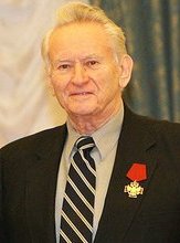 Генрих Аверьянович Боровик фото