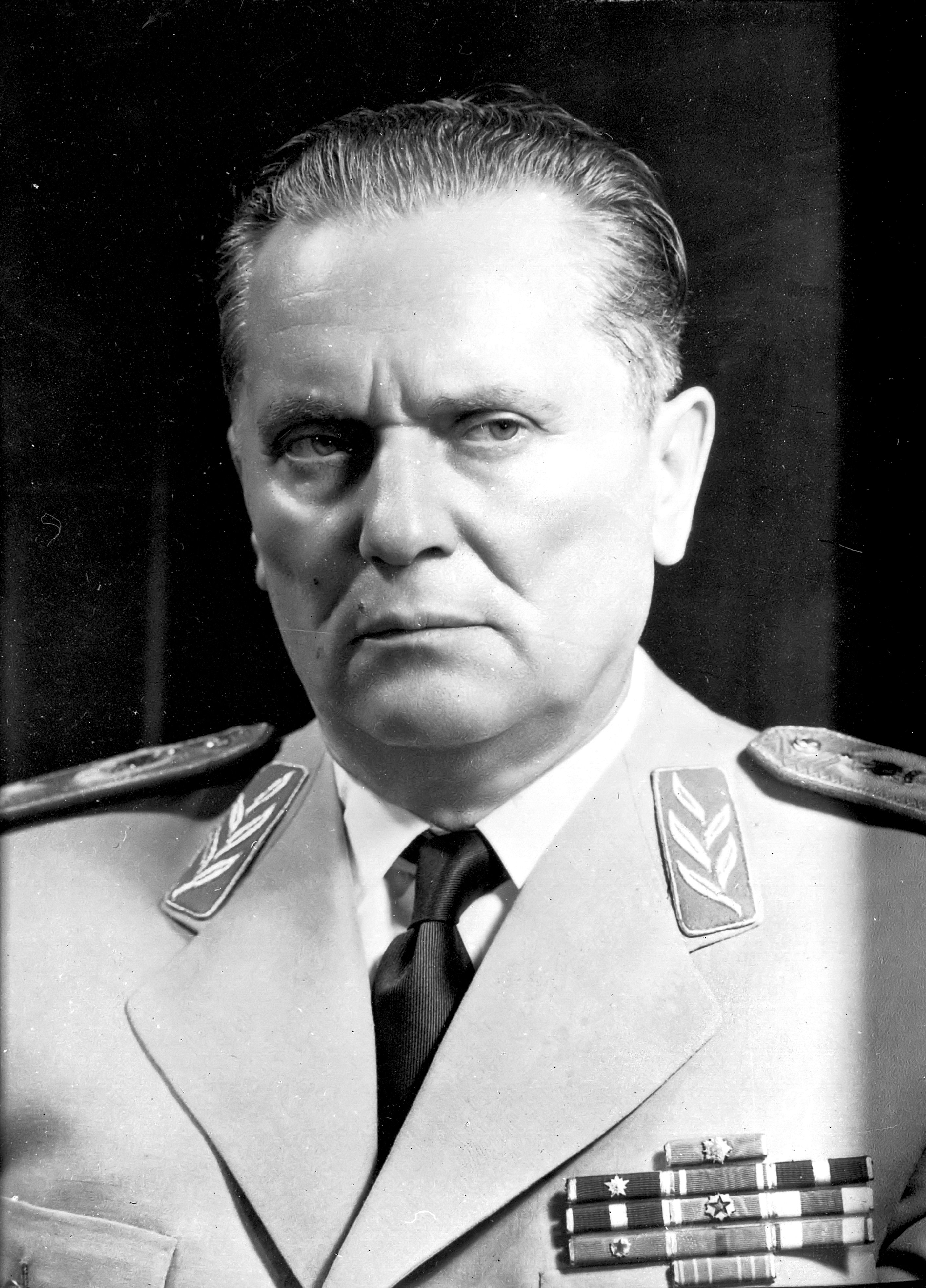 Иосип Броз Тито фото
