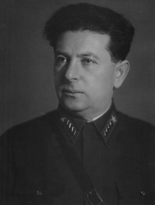 Лев Захарович Мехлис фото