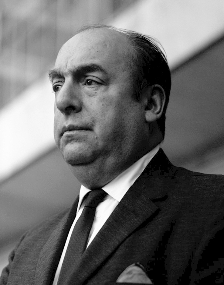 Pablo Neruda фото
