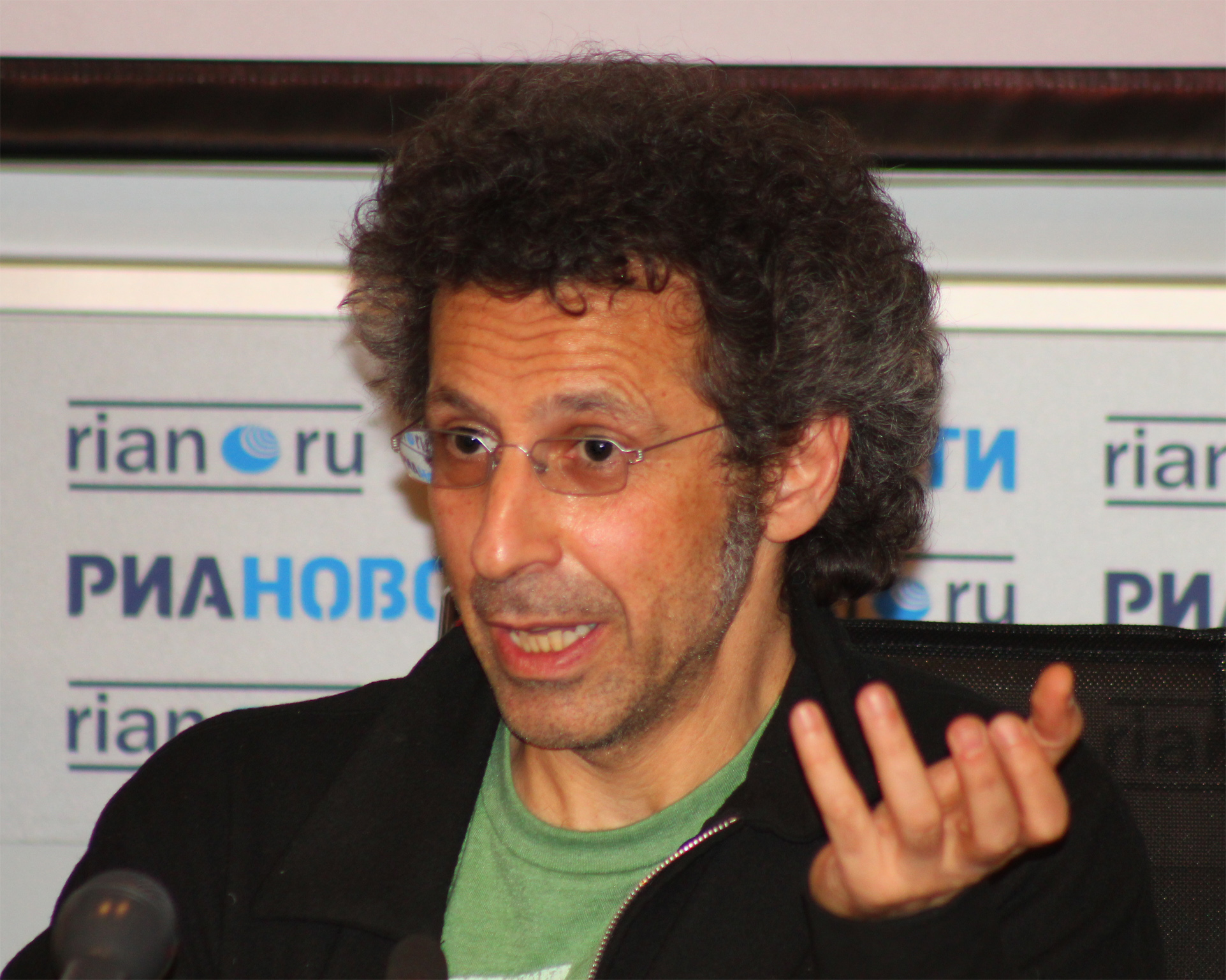 Виктор Львович Гинзбург фото